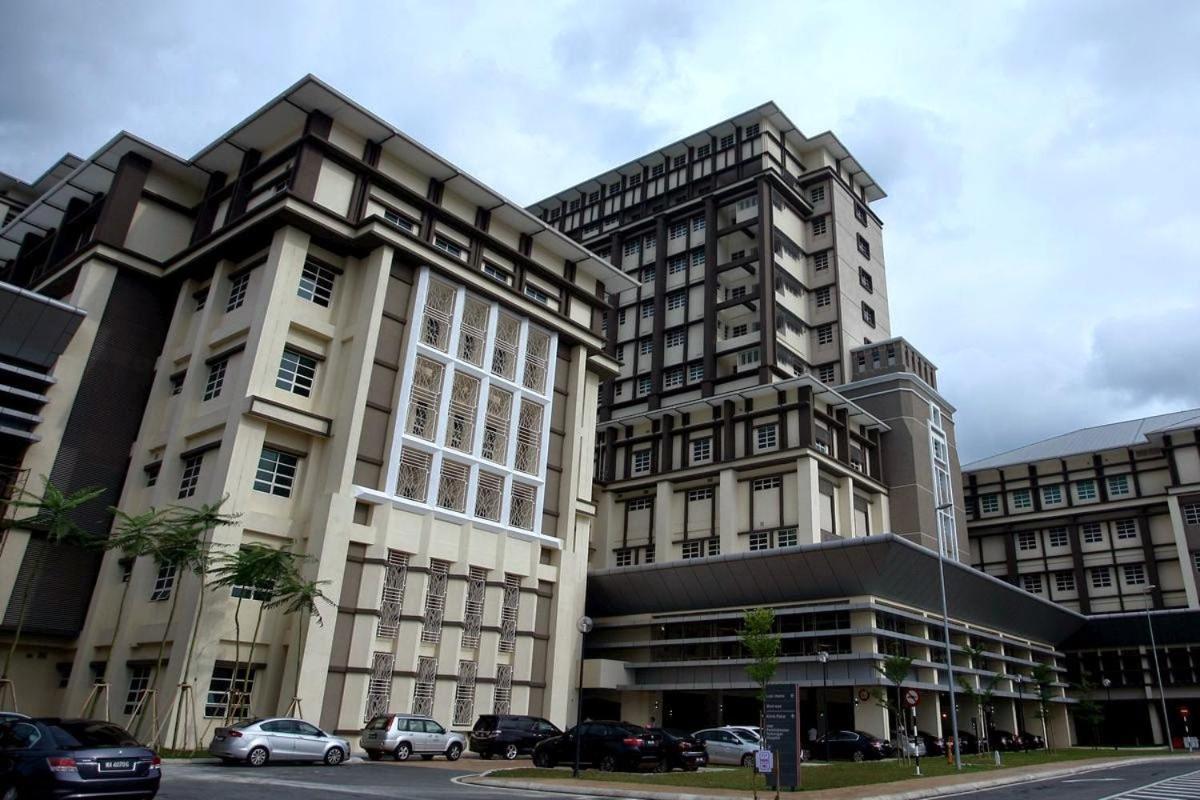 Best Hotel Shah Alam @ Uitm, I-City & Hospital Buitenkant foto